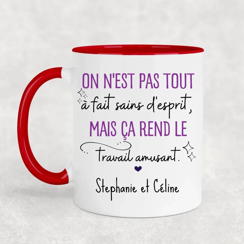 Pas tout à fait normal - Mok gepersonaliseerd