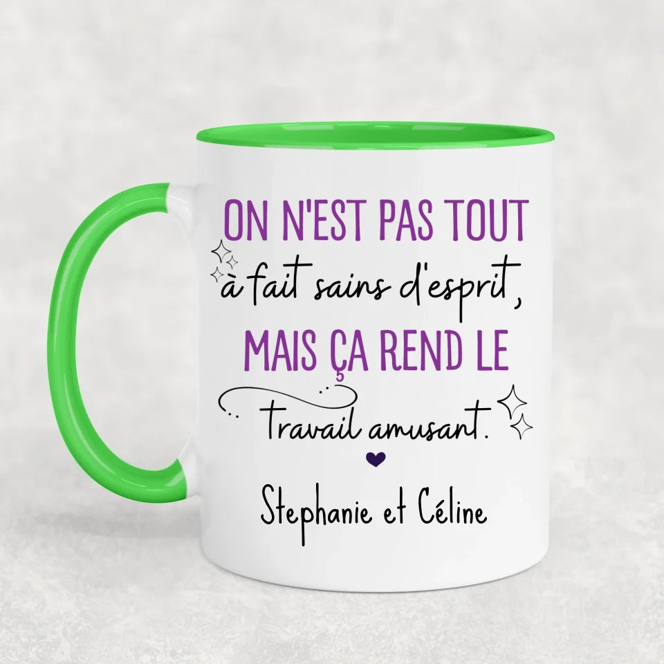 Pas tout à fait normal - Mok gepersonaliseerd