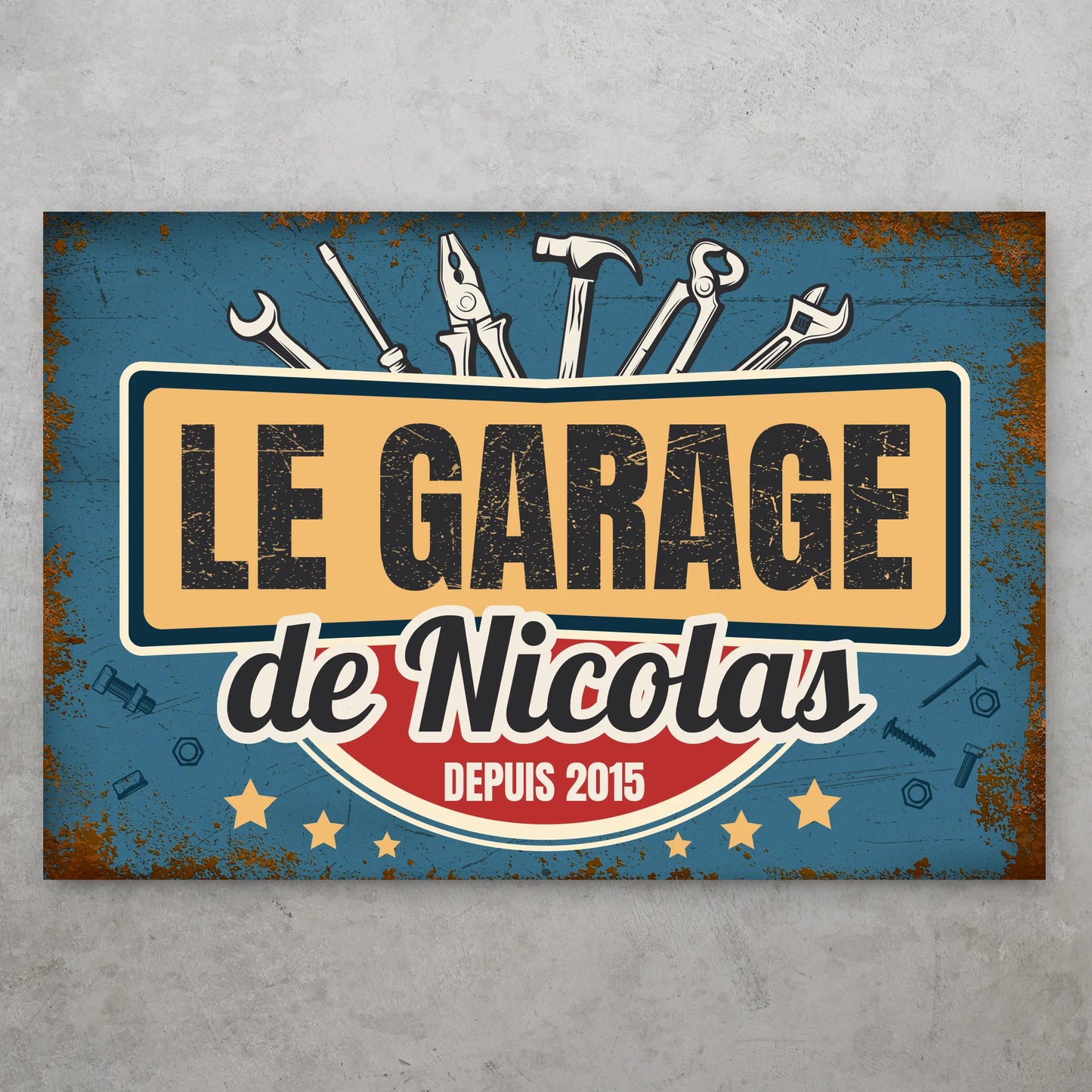 De garage is een gepersonaliseerde deurplaat