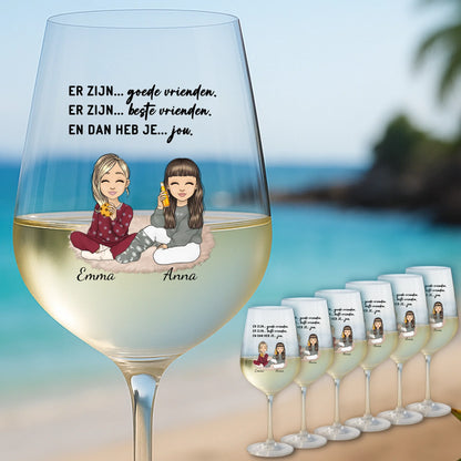 2_store set 4 wine glasses