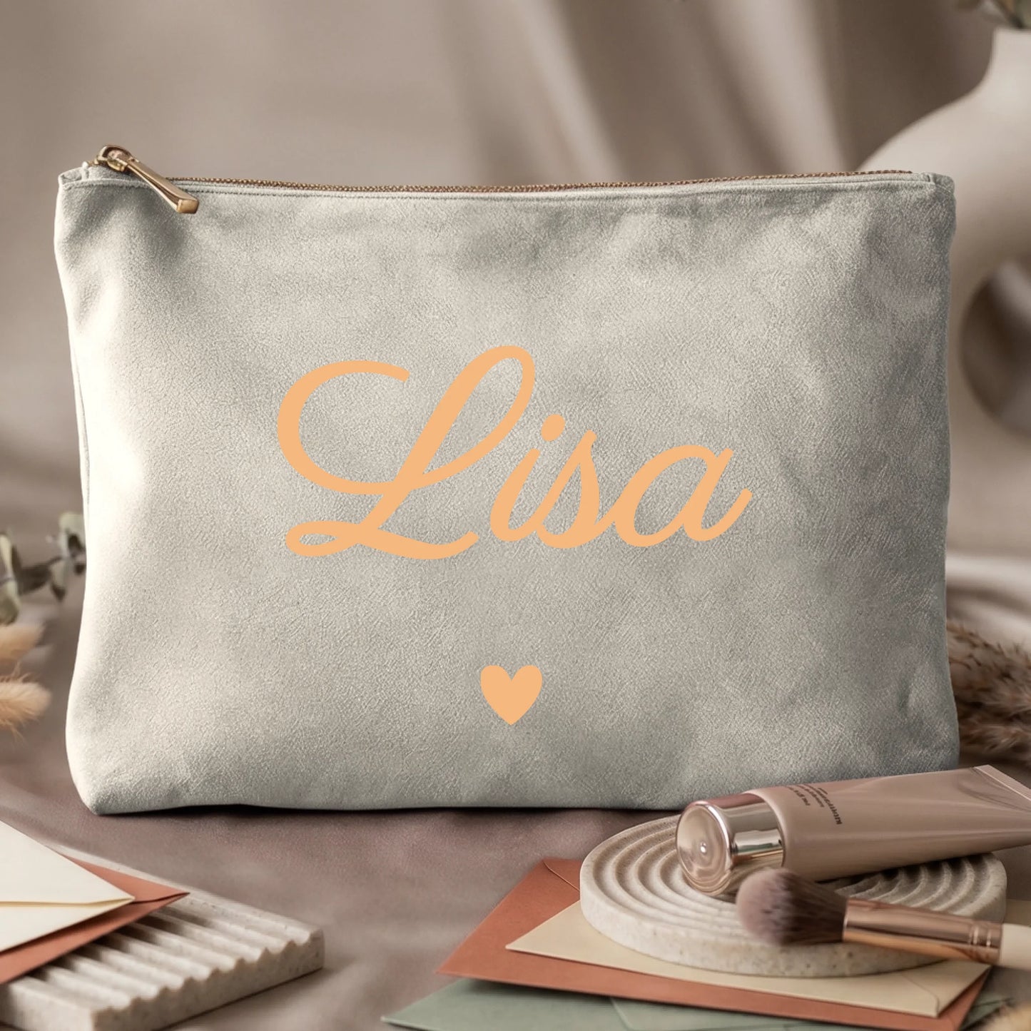 store_cosmetic_bag_creme